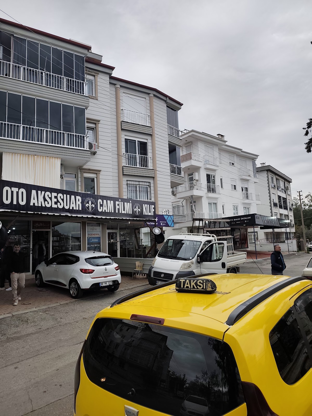 Sidar Oto Aksesuar Yerel İşletme fotoğrafı 4